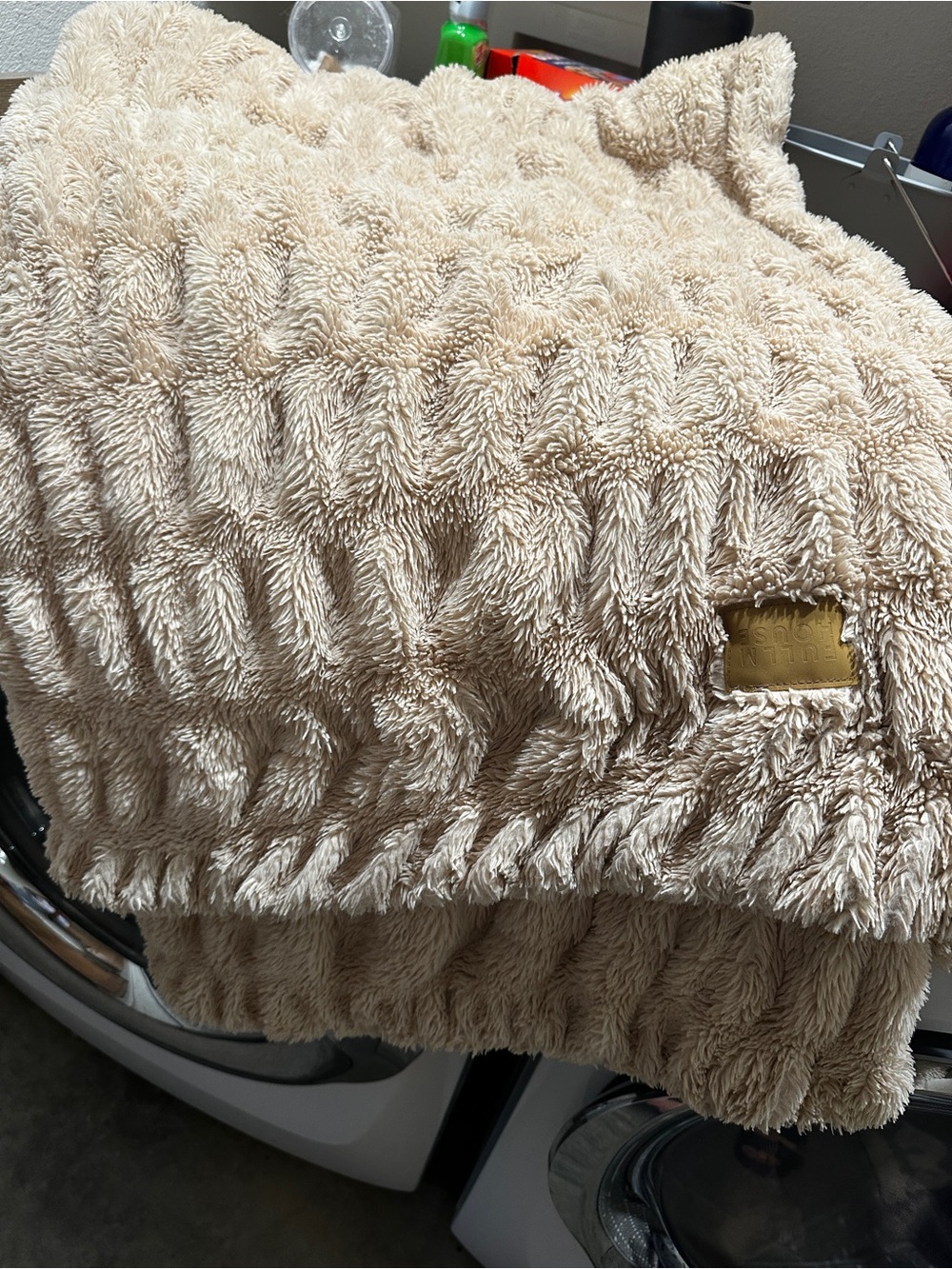 Lola blanket